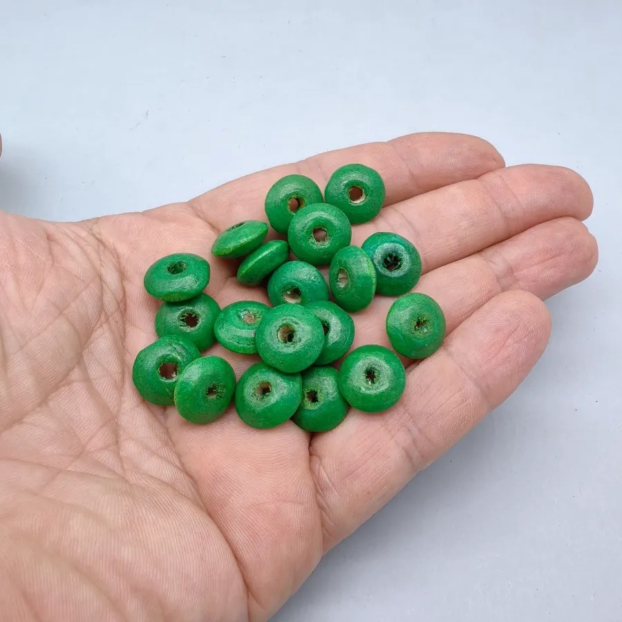 5,5x13,5mm%20%20Parlak%20Yeşil%20Büyük%20Ufo%20Ahşap%20Boncuk