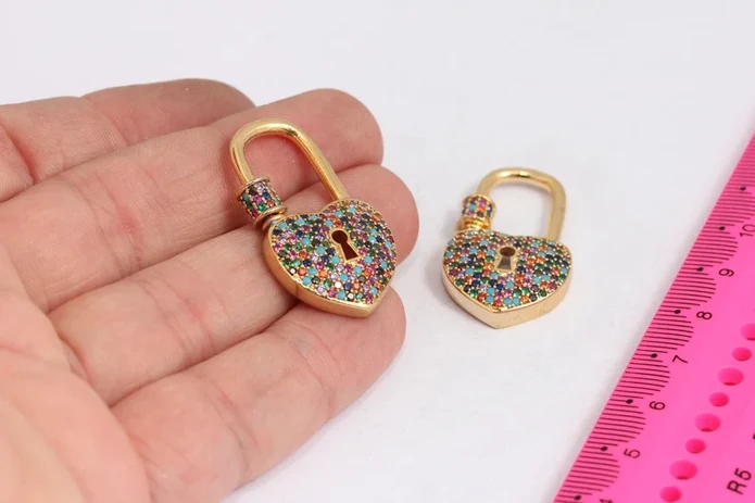 24%20Ayar%20Altın%20Kaplama%20Renkli%20Zirkon%20Taşlı%20Parlak%20Kalp%20Kilit%20charms,%20Kalp%20Kilit%20Kolye%20Ucu