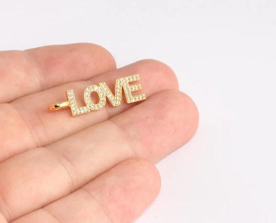 24k Altın Kaplama Beyaz Zirkon Taşlı Love Yazılı Charms,