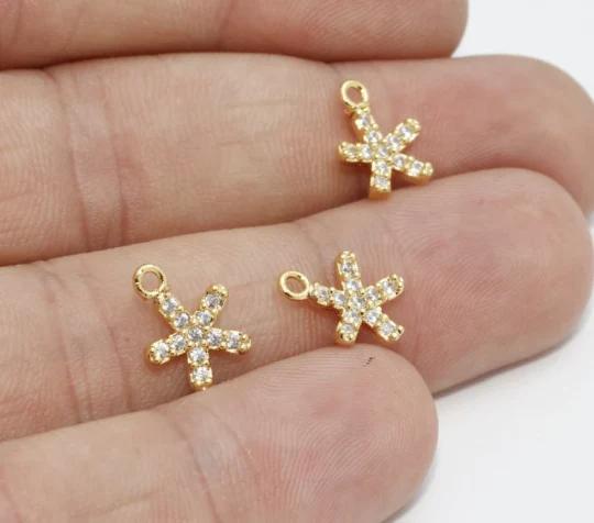 24k Altın Kaplama Beyaz Zirkon Taşlı Deniz Yıldızı Charms,