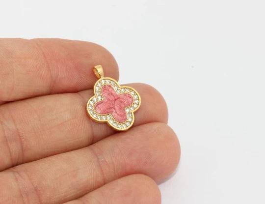 24k Altın Kaplama Beyaz Zirkon Taşlı Pembe Çiçek Charms,