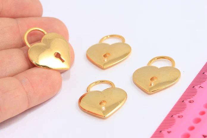 24k Altın Kaplama Beyaz Zirkon Taşlı Kilitli Kalp charms,