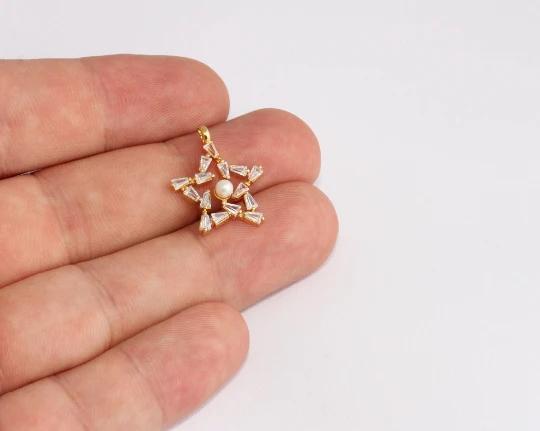 24k Altın Kaplama Beyaz Zirkon Taşlı İnci Yıldız Charms,