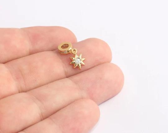 24k Altın Kaplama Baeyaz Zirkon Taşlı Yıldız Sallantılı Charms,