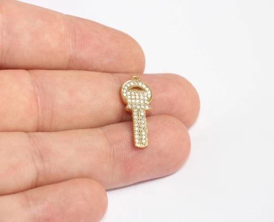 24k Altın Kaplama Mor Zirkon Taşlı Anahtar Charms,