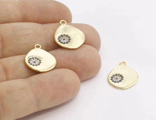 24k Altın Kaplama Beyaz Mavi Zirkon Taşlı Nazar Yuvarlak Charms,